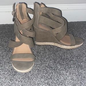 Brash Wedge Sandals